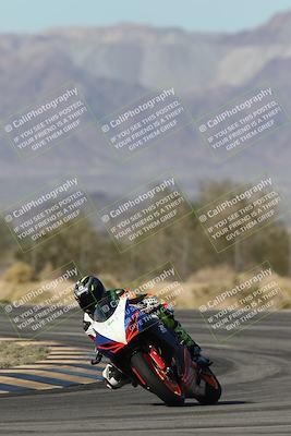 media/Dec-04-2025-Racers Edge (Thu) [[5ebc9f124d]]/3-B Group/1-Session 1 (Turn 7)/